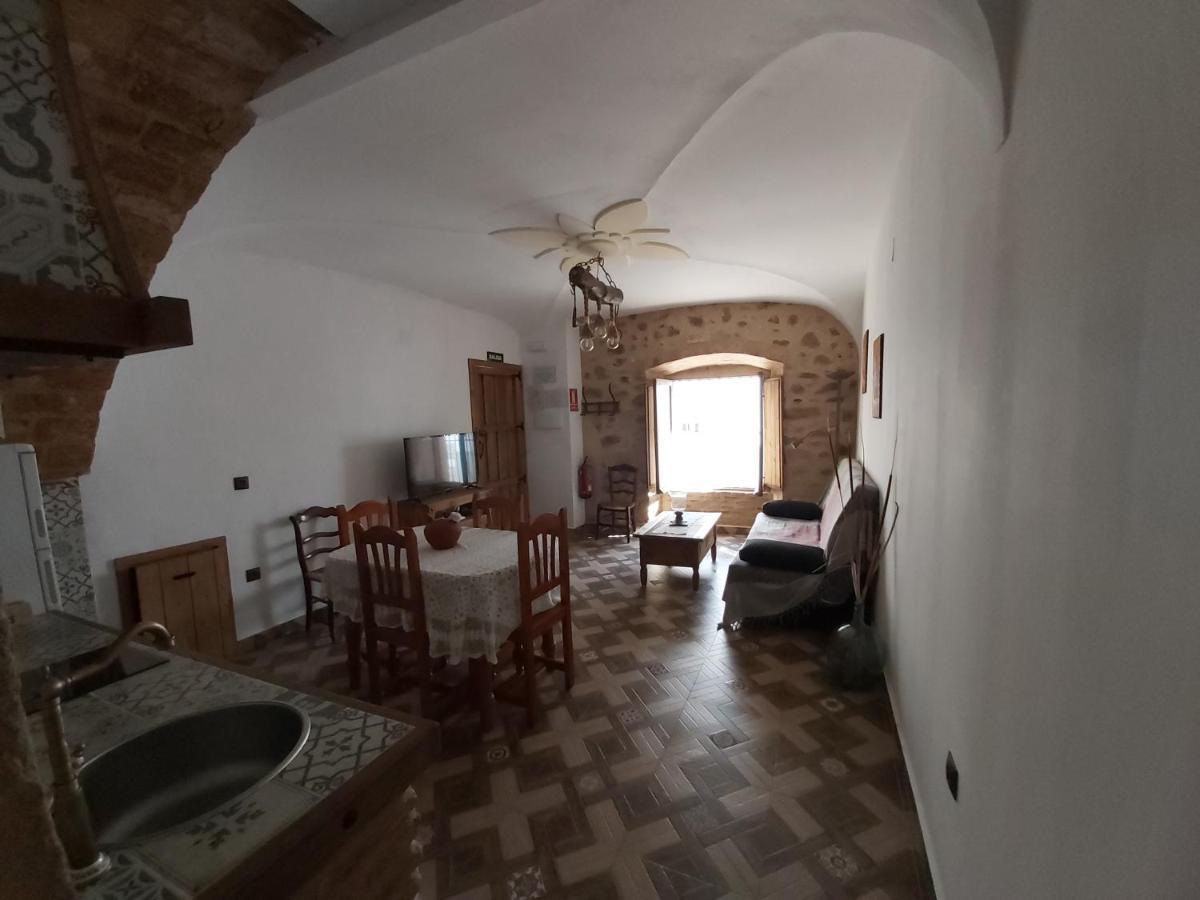 La Casina De Carmina Apartment Arroyomolinos de Montanchez Ngoại thất bức ảnh