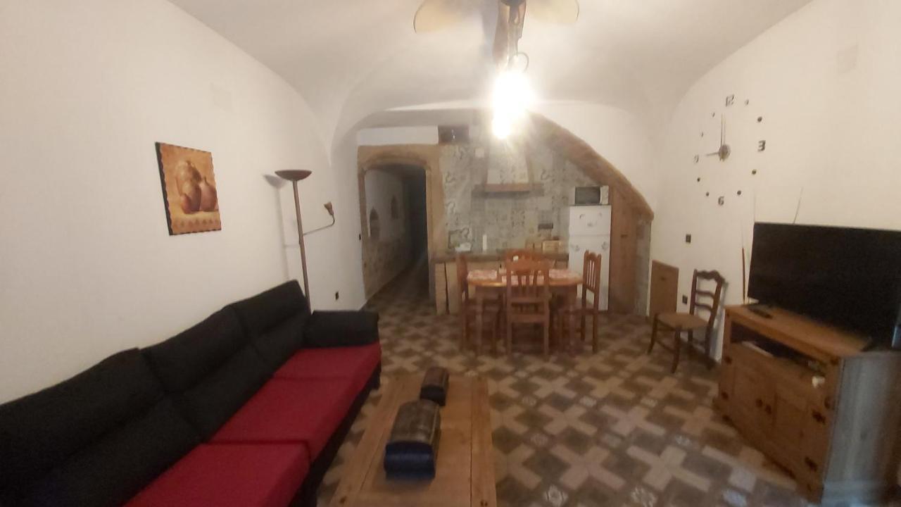 La Casina De Carmina Apartment Arroyomolinos de Montanchez Ngoại thất bức ảnh