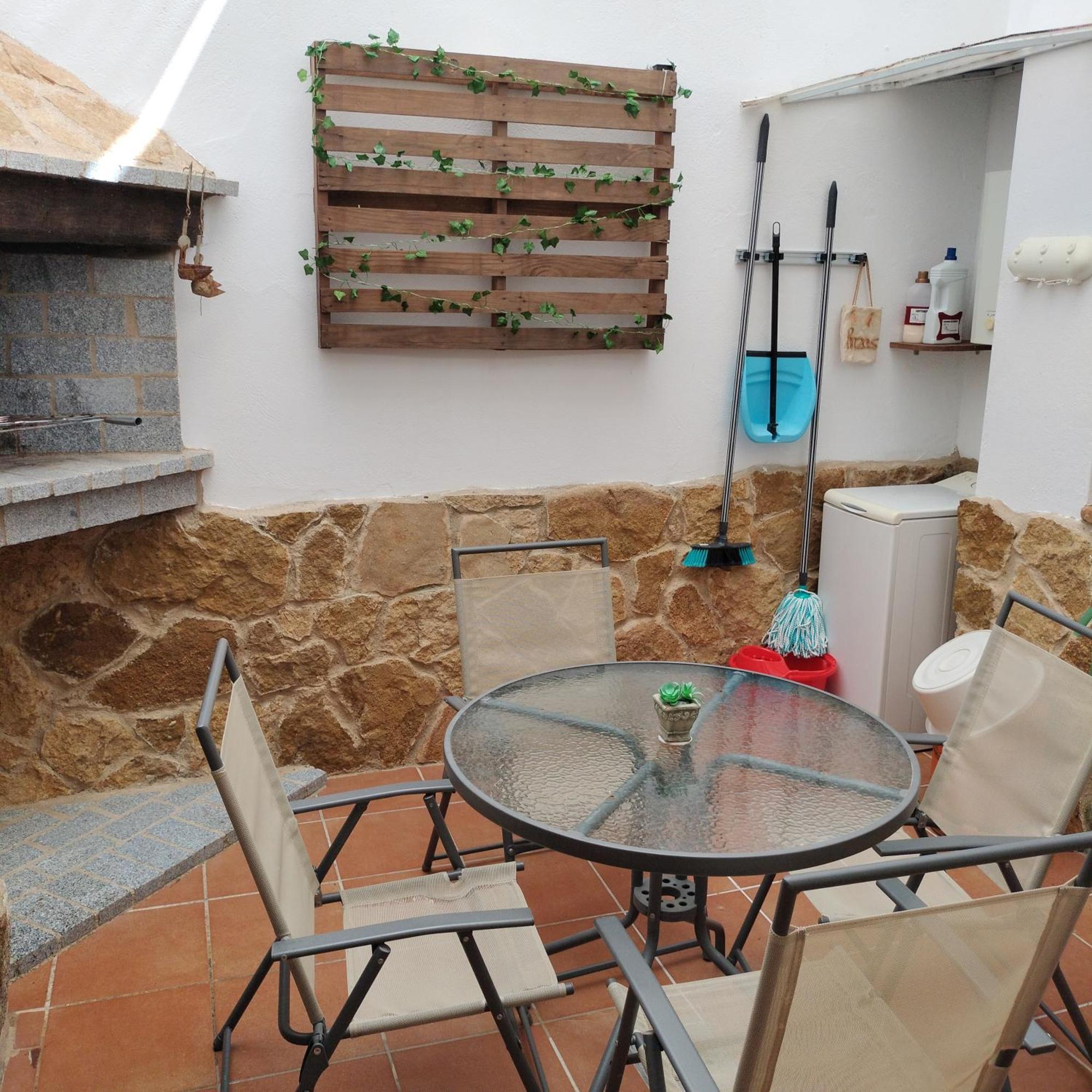 La Casina De Carmina Apartment Arroyomolinos de Montanchez Ngoại thất bức ảnh